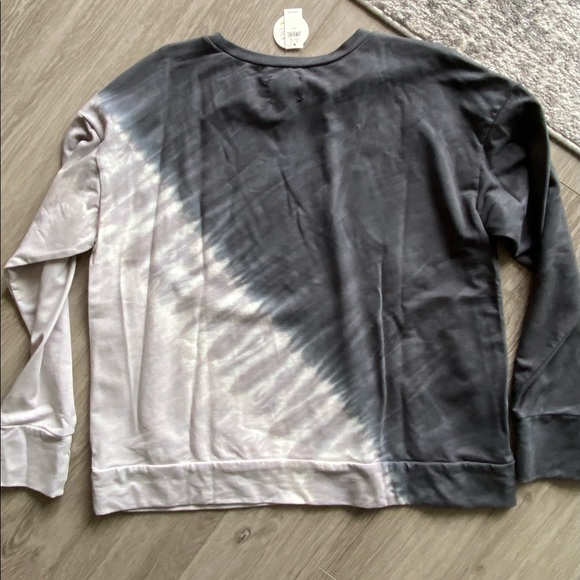 Aerie grey and white tie dye sweatshirt - Picture 3 of 5